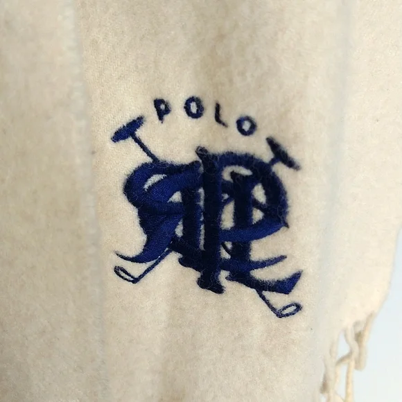 Polo Ralph Lauren Cream 100% Lambswool Blue Ralph Lauren Logo Fringe Scarf - Picture 3 of 10
